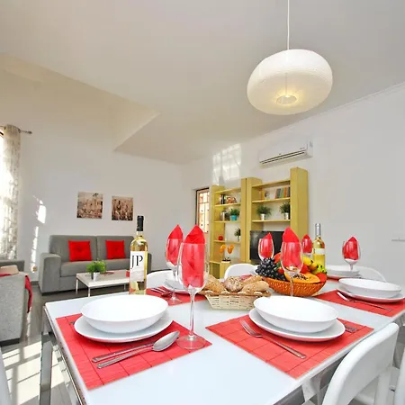 Daire Apartment In Albufeira With Sea Beach Albufeira