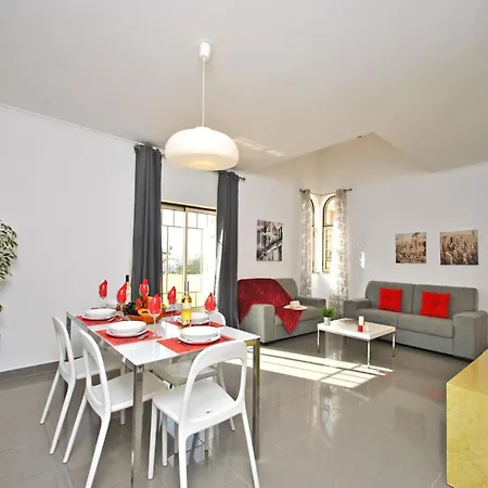 Apartment In Albufeira With Sea Beach Daire *