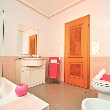 Apartment In Albufeira With Sea Beach * Αλμπουφέιρα
